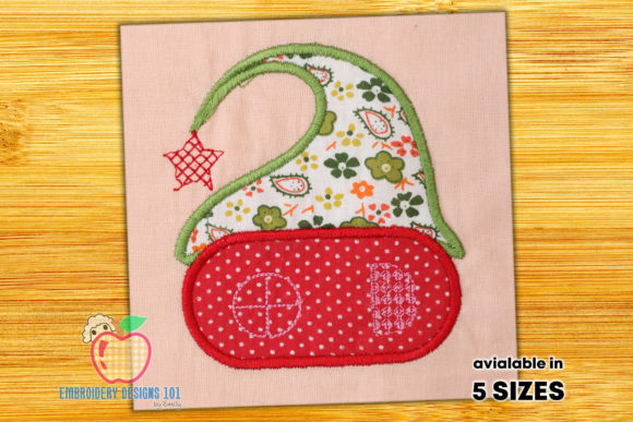 Review: House in Warm Knitted Hat Applique